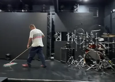 Professional Cleaning Services (21)